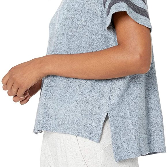 Splendid Striped Sleeve Plush Knit Pajama Top - Picture 4 of 4